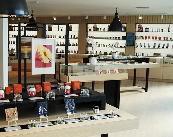 Oxnard showroom facing west